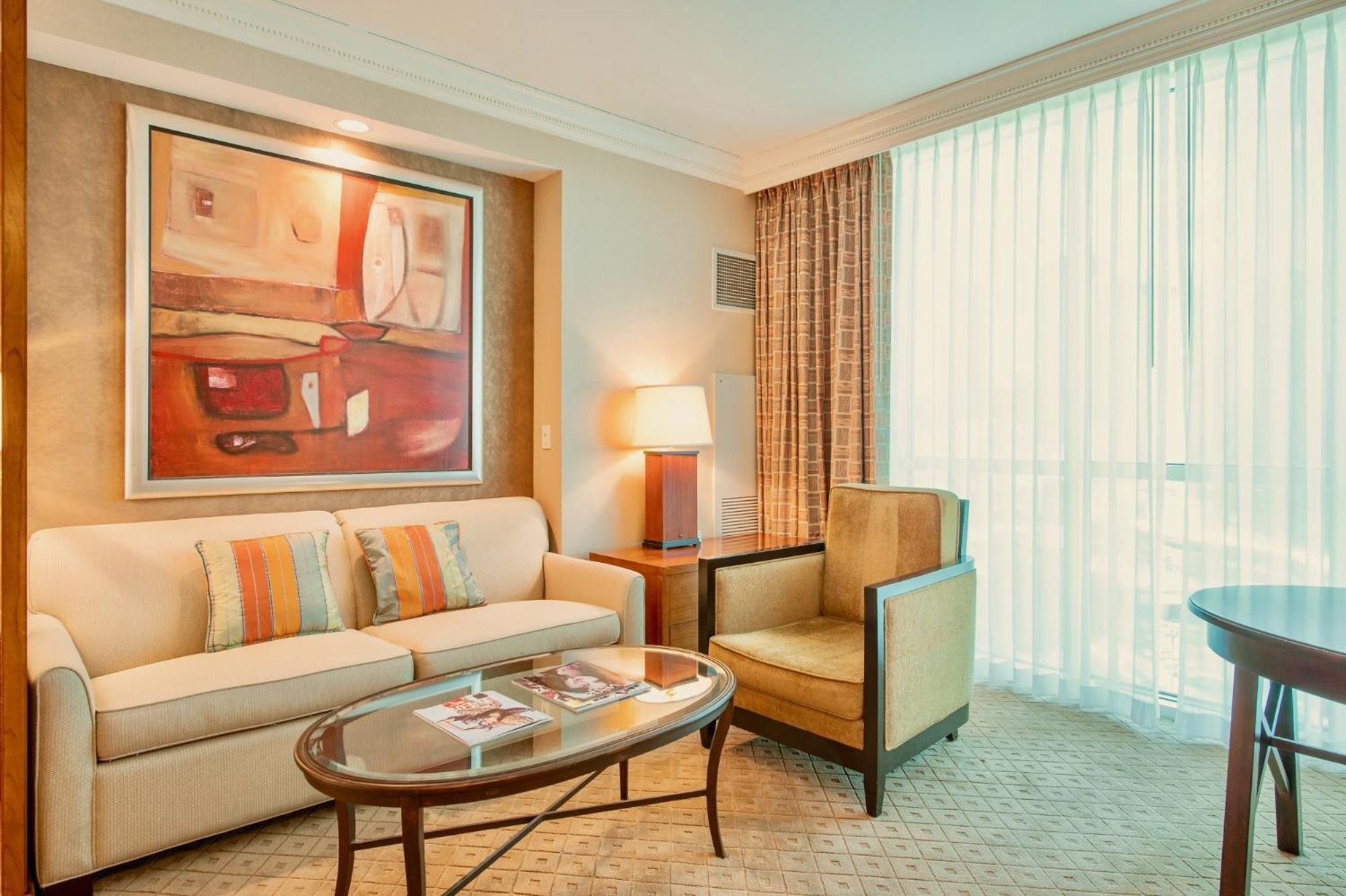 Appartement Strip View - No Fee ! *